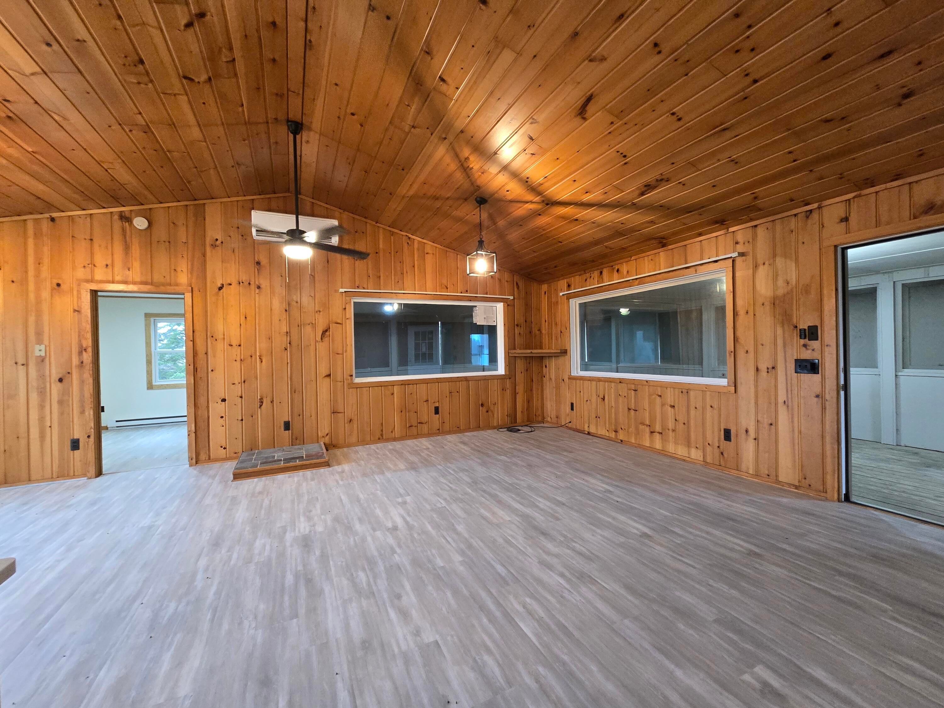 3466 Saint Ignace Road Hessel, MI 49745 - Photo 14 of 29 Gallery Image 14