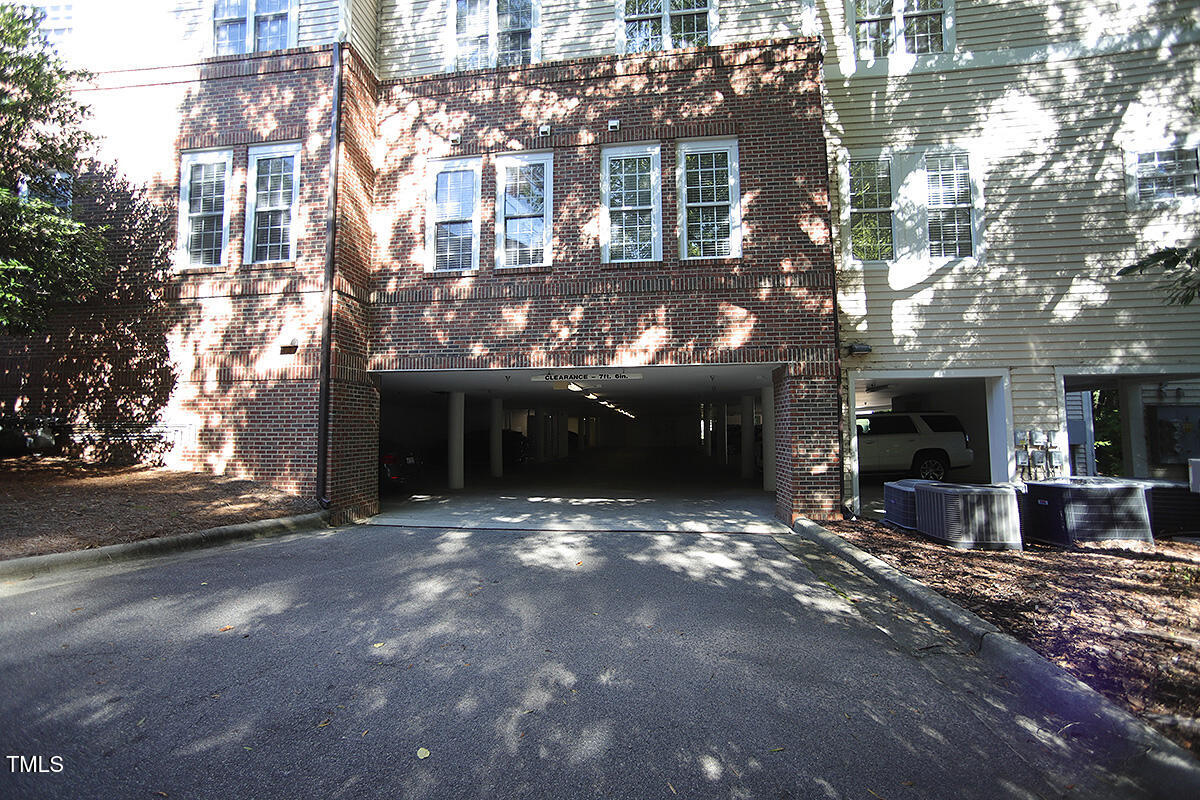 116 Northbrook Drive, Unit 105 Raleigh, NC 27609 - Photo 33 of 38 116 Northbrook Unit 105L
