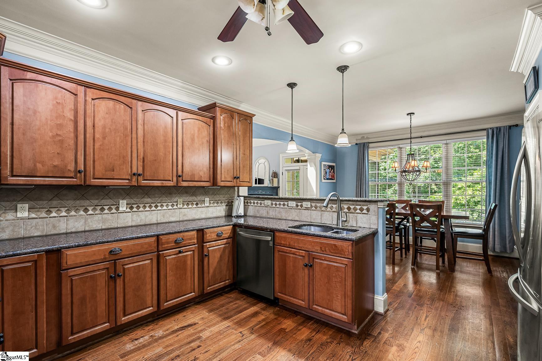 6 Mendenhall Court Simpsonville, SC 29681 - Photo 12 of 42