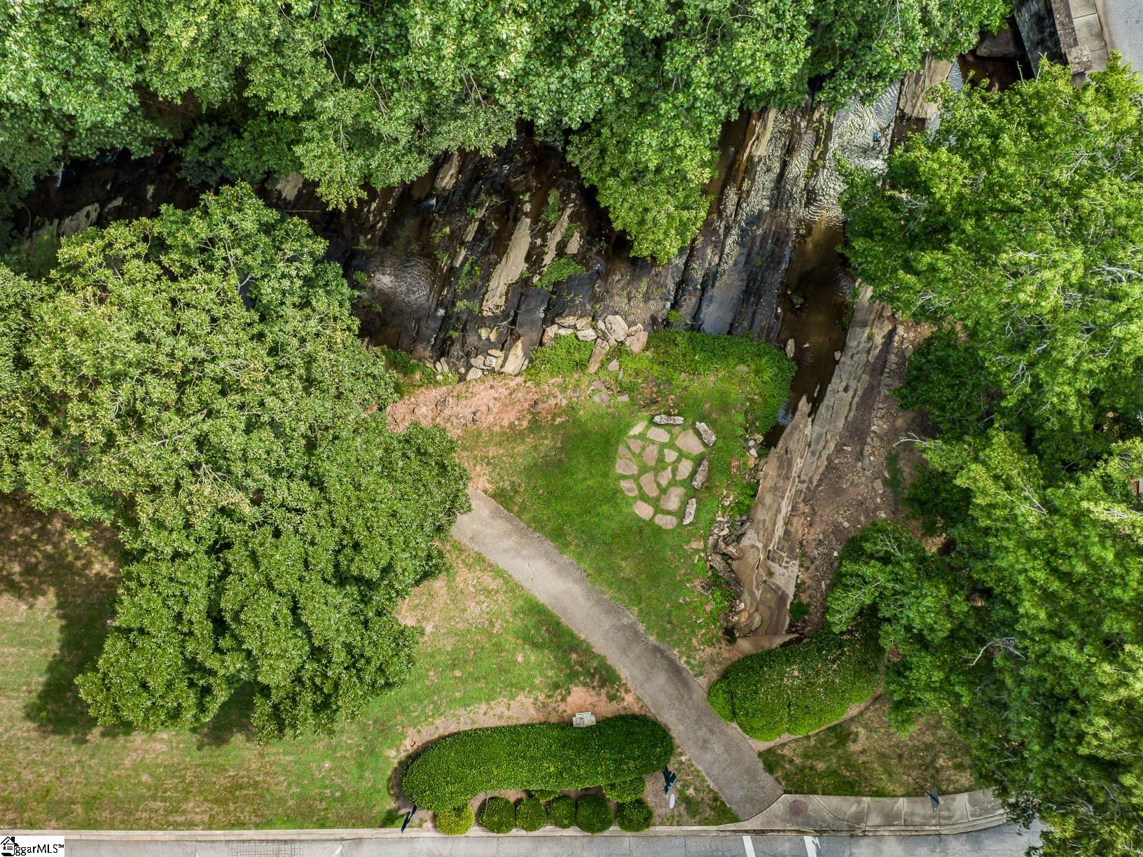 6 Mendenhall Court Simpsonville, SC 29681 - Photo 41 of 42