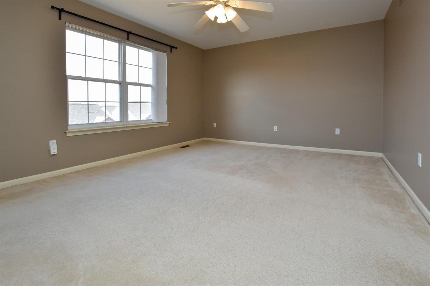 546 Cherry Orchard Road Canton, MI 48188 - Photo 18 of 31 Photo 18