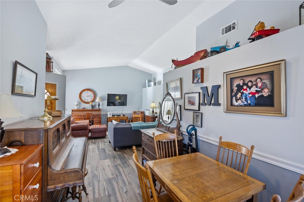 28123 Seco Canyon Road, Unit 94 Saugus, CA 91390 - Photo 8 of 24