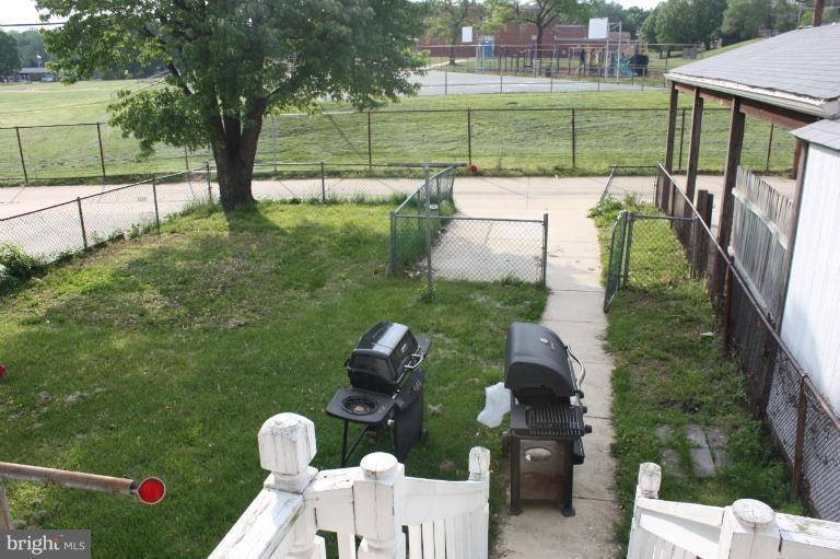 7313 Berkshire Road Baltimore, MD 21224 - Photo 1 of 9 Exterior (Rear)