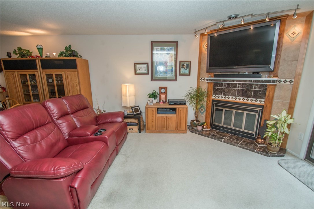 885 Hampton Ridge Drive Akron, OH 44313 - Photo 11 of 33 Gallery Image 11
