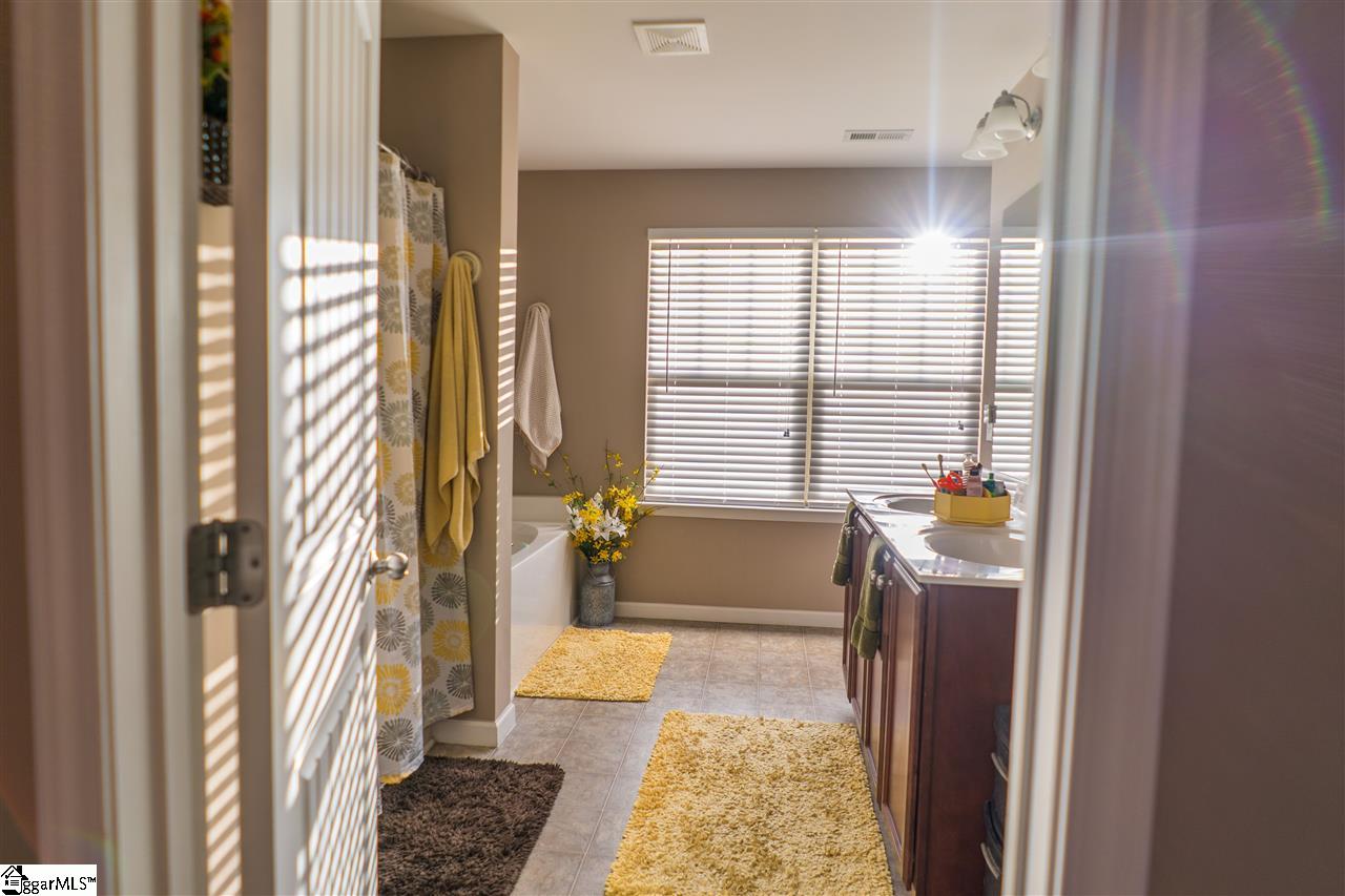 147 Autumn Hill Road Greer, SC 29651 - Photo 25 of 32 Gallery Image 25