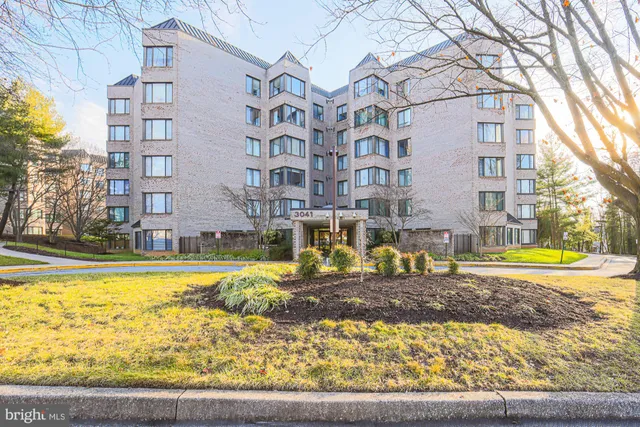 $259,900 | 3041 Fallstaff Road, Unit 405D, Baltimore, MD 21209