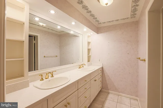 $259,900 | 3041 Fallstaff Road, Unit 405D, Baltimore, MD 21209