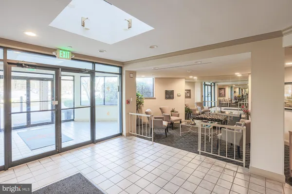 a very nice looking room with many windows