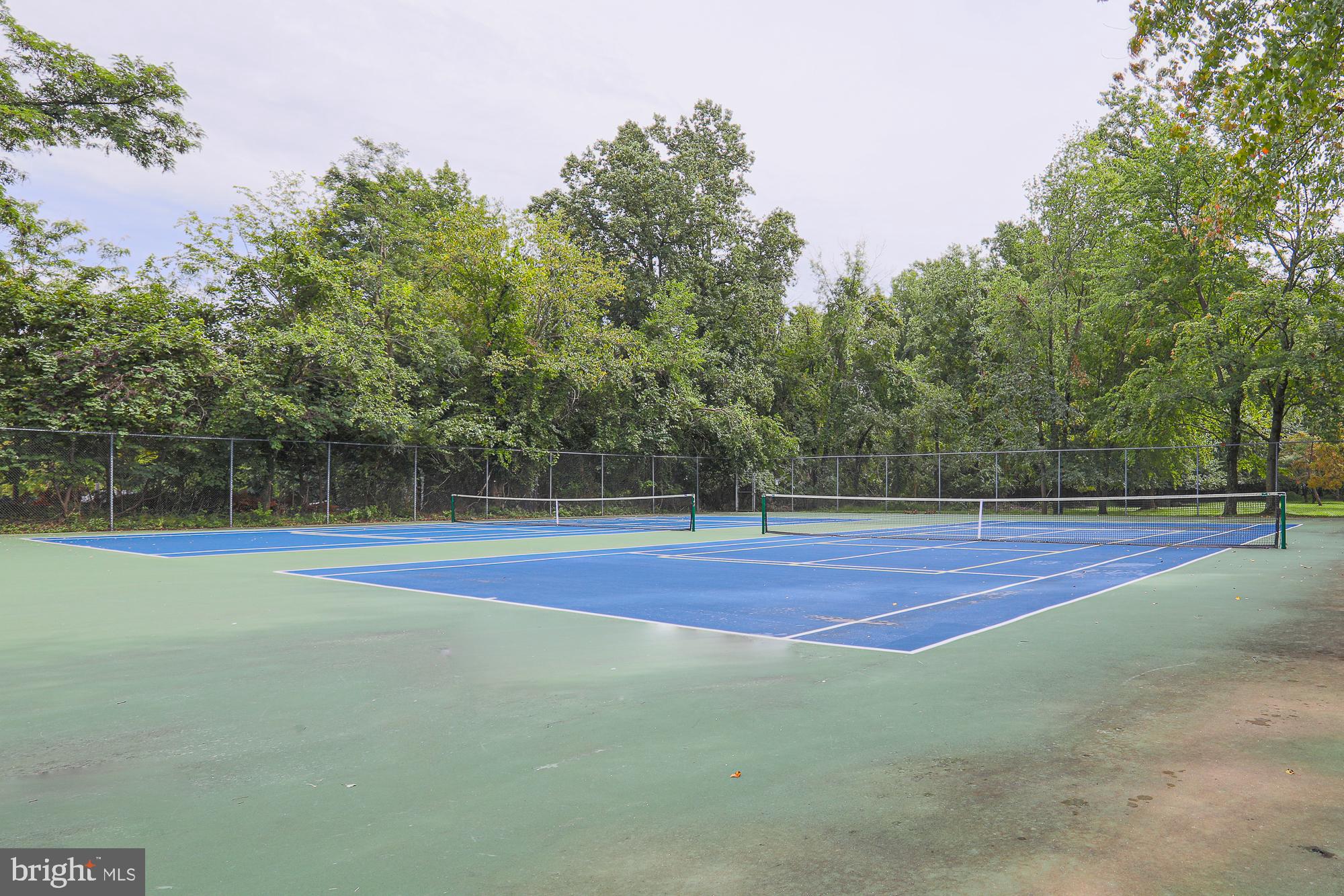 3041 Fallstaff Road, Unit 405D Baltimore, MD 21209 - Photo 5 of 38 a view of a tennis court