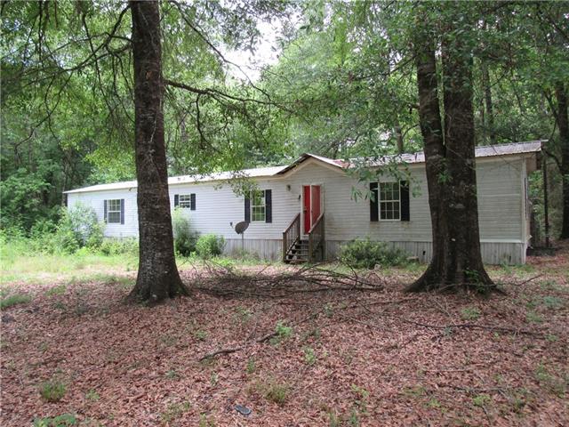 17421 Carroll Road Bogalusa, LA 70427 - Photo 1 of 15