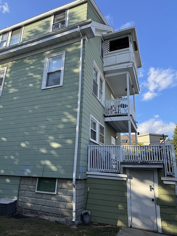 43 Baker Street Lynn, MA 01902 - Photo 7 of 24