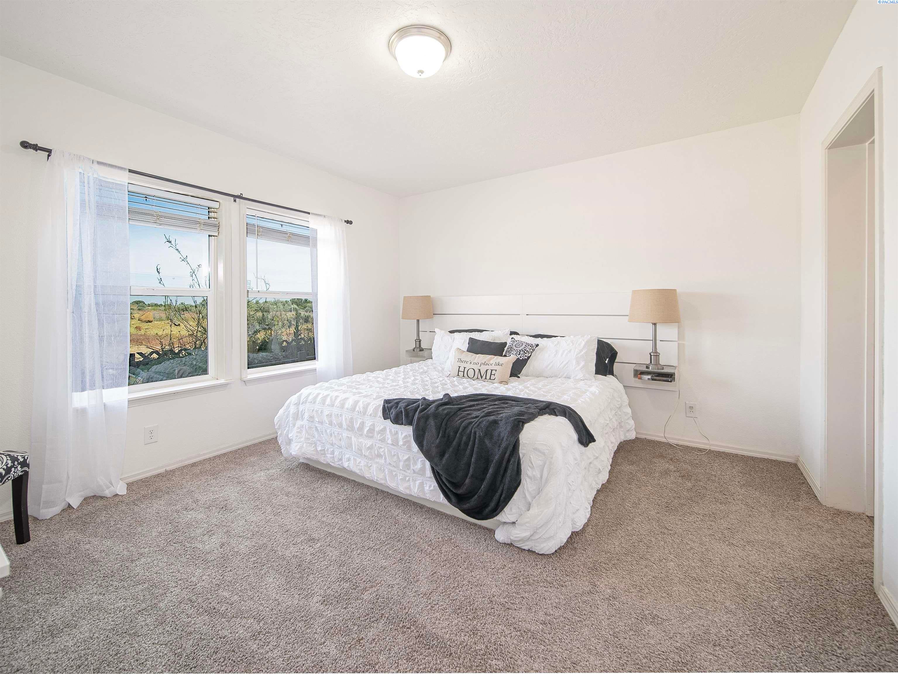 7904 South Griffin Road Prosser, WA 99350 - Photo 12 of 35 Gallery Image 12