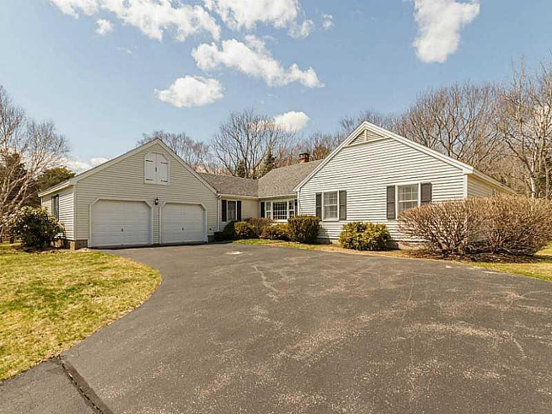 35 Hunts Point Road Cape Elizabeth, ME 04107 - Photo 1 of 22 Exterior Front.