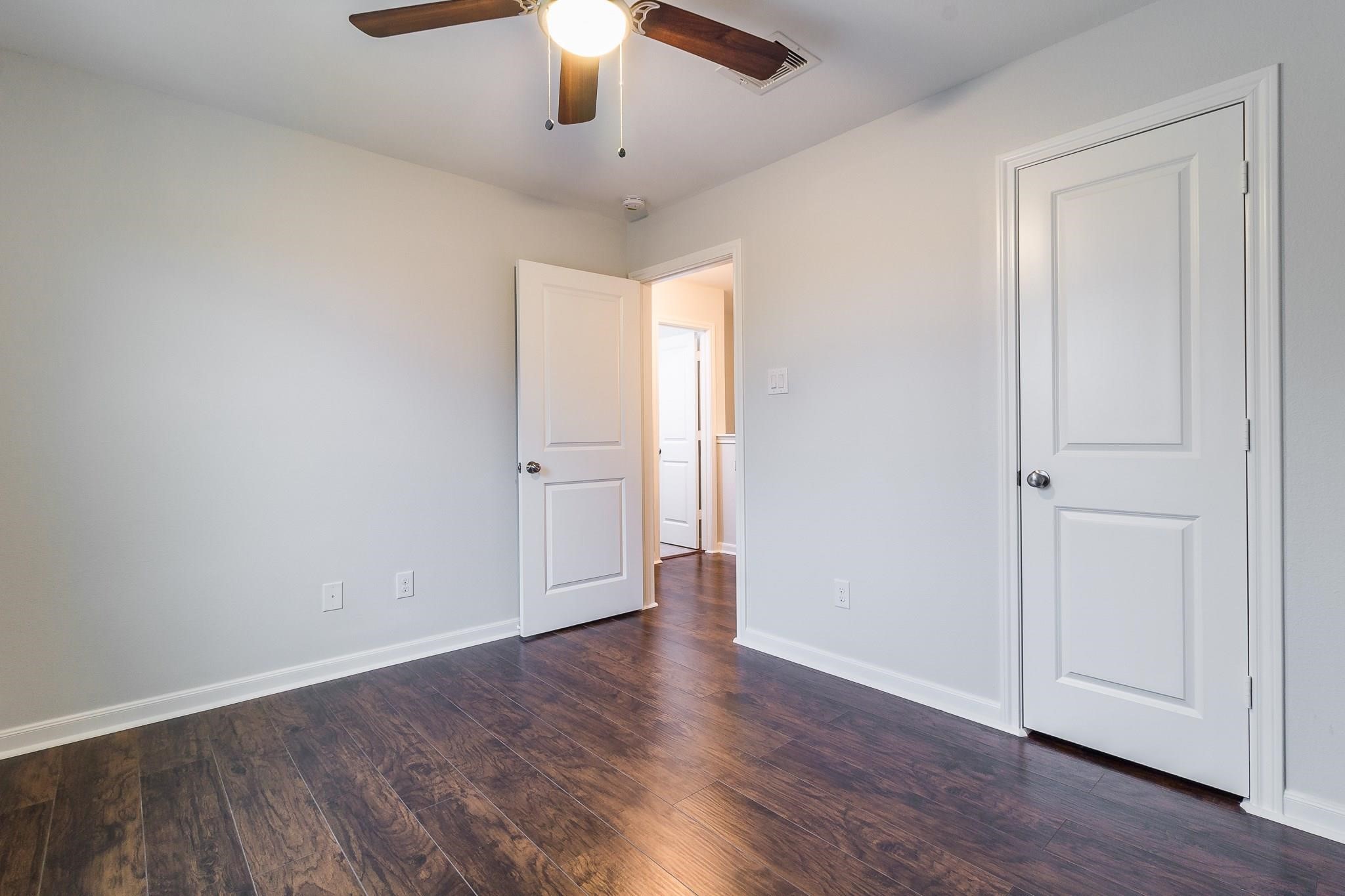 710 Barkley Street, Unit B Houston, TX 77022 - Photo 20 of 25