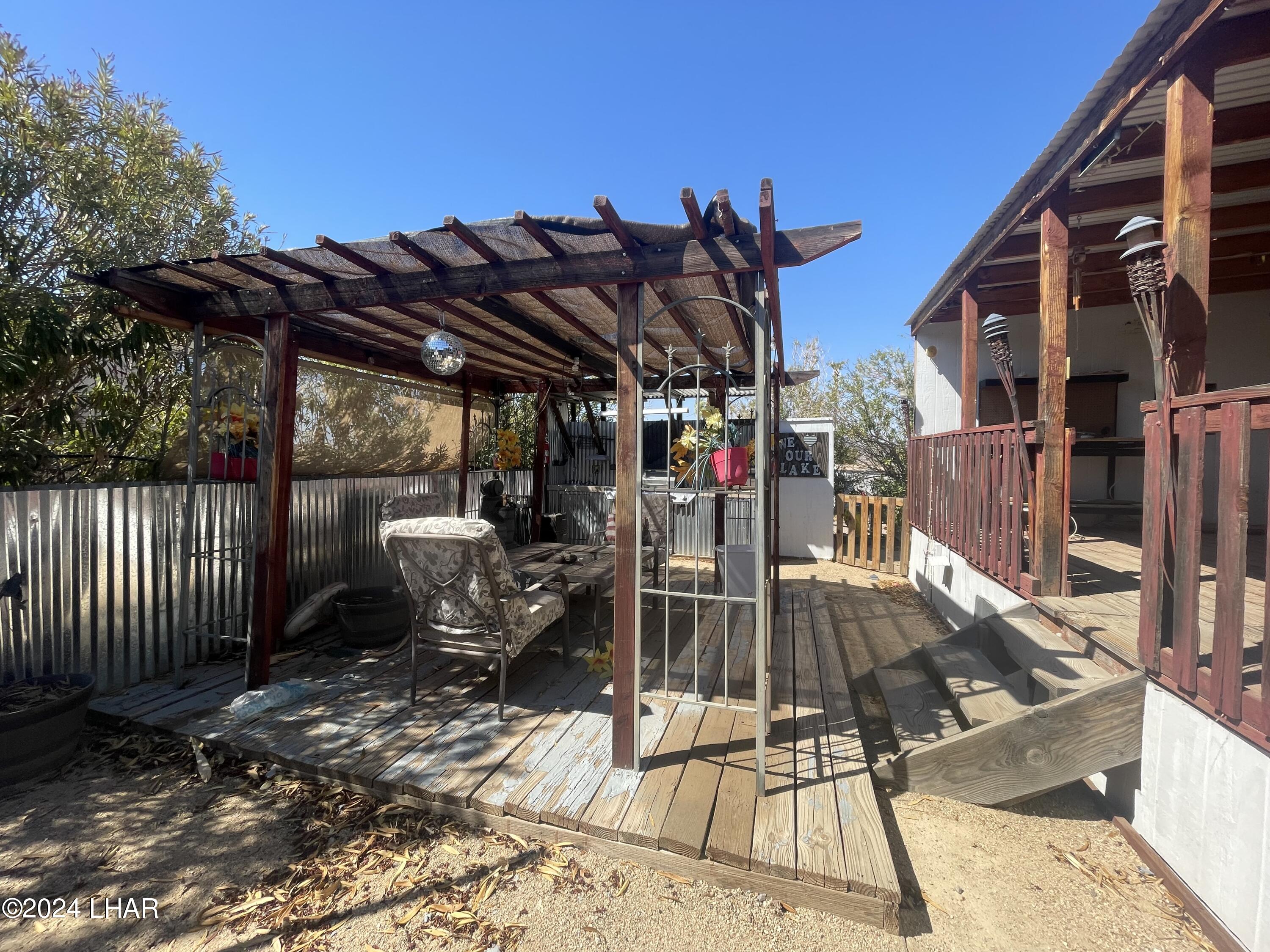 4006 London Bridge Road, Unit 129 Lake Havasu City, AZ 86404 - Photo 14 of 20 Pergola