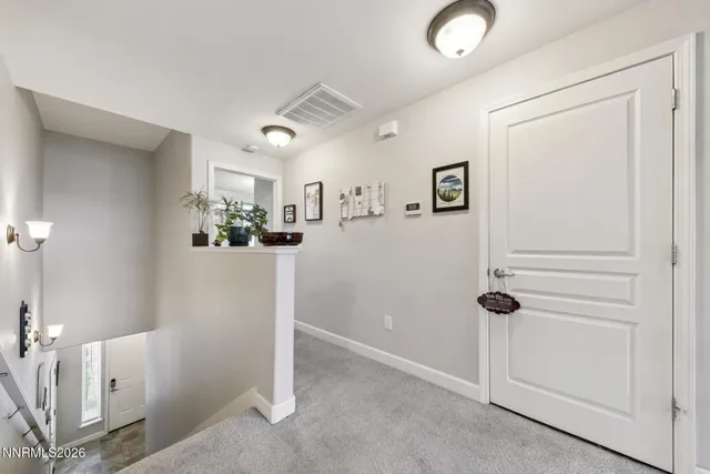 a close up view of a washer and dryer