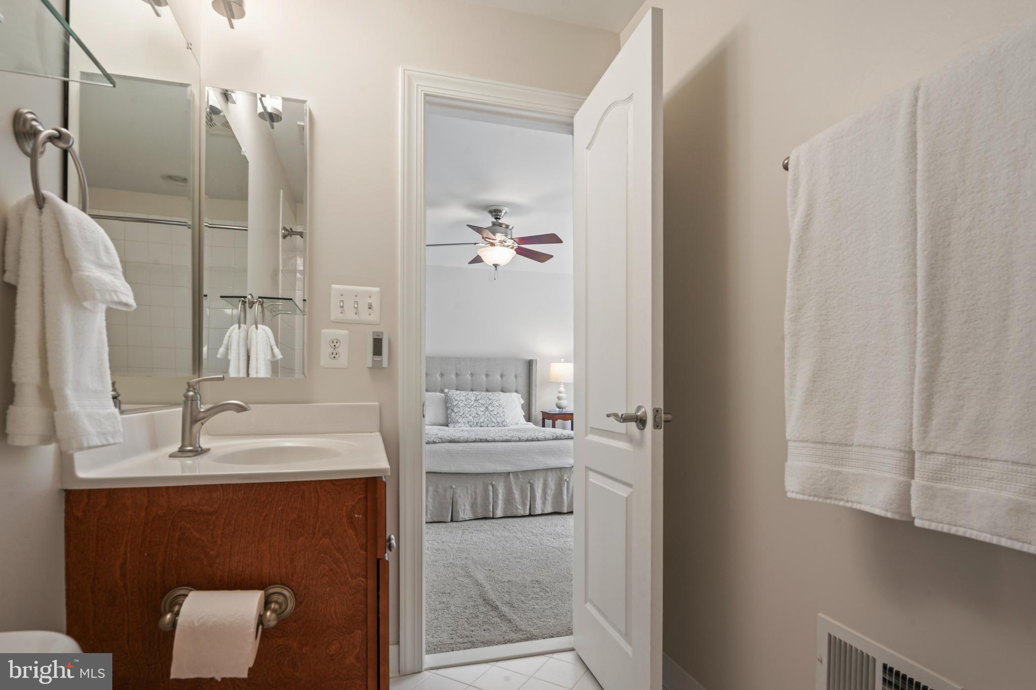 6853 Strata Street McLean, VA 22101 - Photo 28 of 42