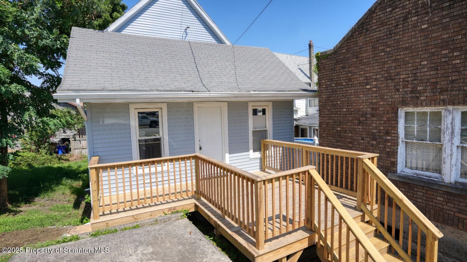 1102 Pettibone Street Scranton, PA 18504 - Photo 3 of 29 #3