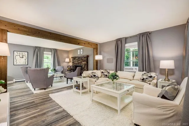 $999,000 | 18 Tunnel Road, Roxbury, CT 06783