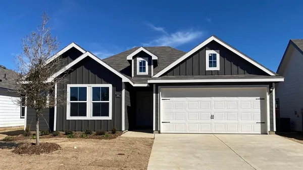 $255,990 | 341 Dry Crk Lane, Canton, TX 75103