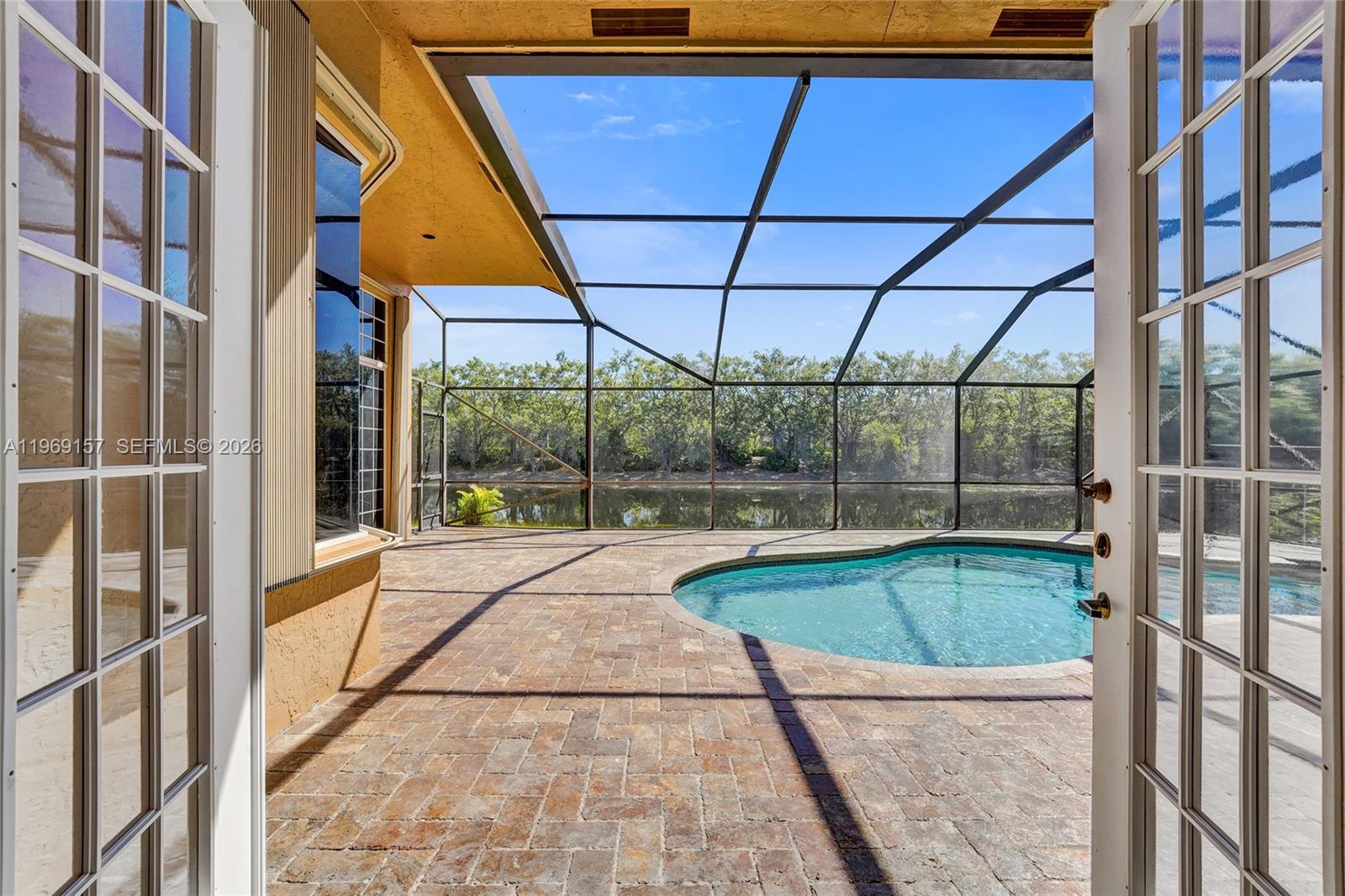 3280 Huntington Weston, FL 33332 - Photo 47 of 64