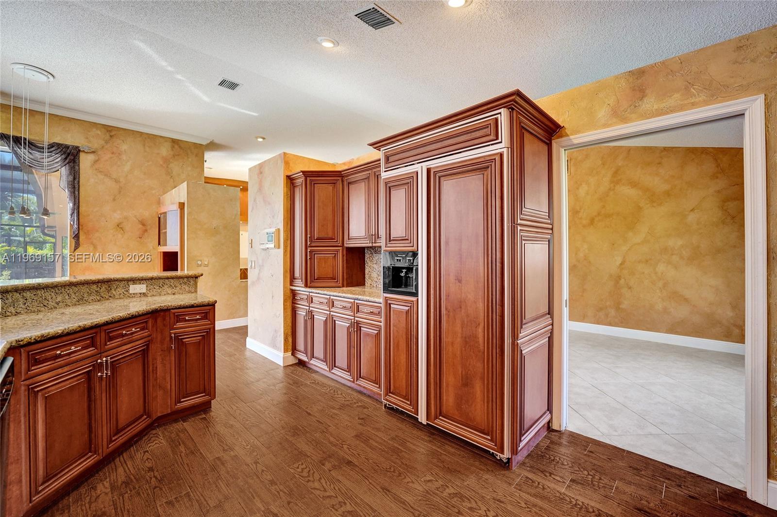 3280 Huntington Weston, FL 33332 - Photo 56 of 64