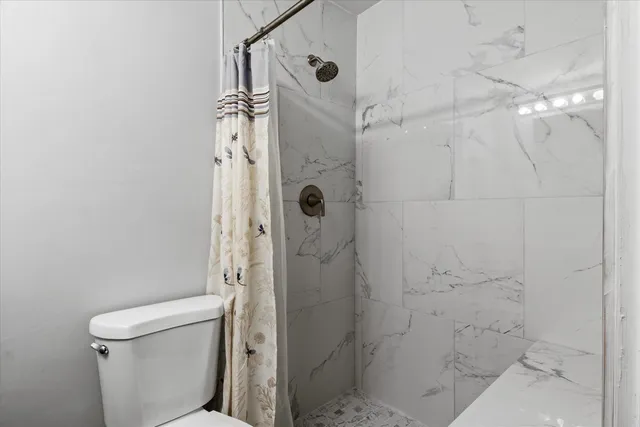 $299,999 | 2121 Shady Oaks Drive, Tallahassee, FL 32303