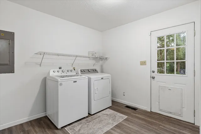 $299,999 | 2121 Shady Oaks Drive, Tallahassee, FL 32303