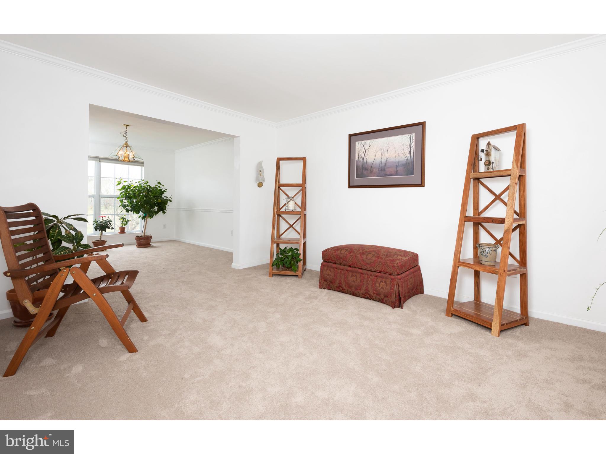 Front to back living room and dining room