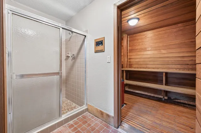 $179,900 | 35 Nathan Lane North, Unit 223, Plymouth, MN 55441