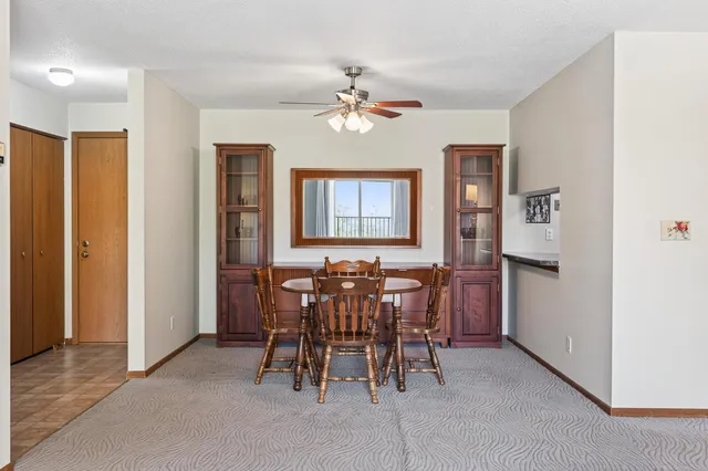 $179,900 | 35 Nathan Lane North, Unit 223, Plymouth, MN 55441