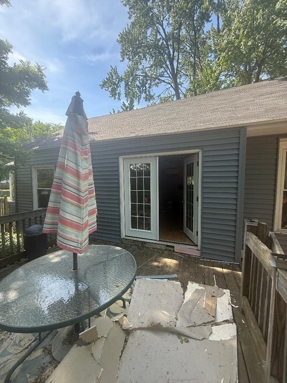 1481 Carew Street Springfield, MA 01104 - Photo 4 of 20