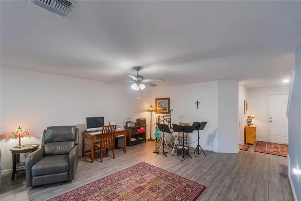 $299,900 | 1592 Wynford Circle, Tavares, FL 32778