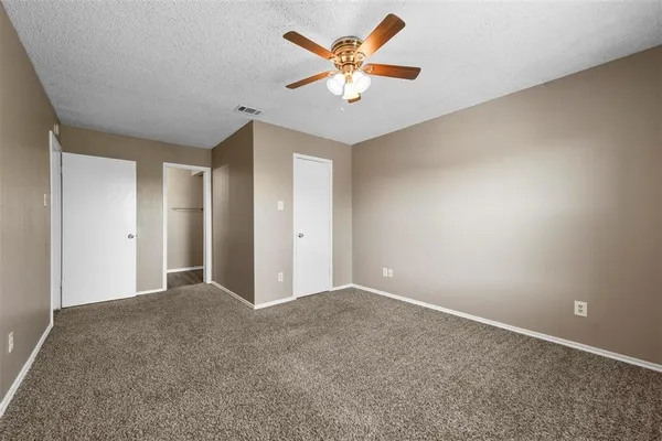 $1,550 | 319 Southeast 3rd Street, Unit 104, Grand Prairie, TX 75051