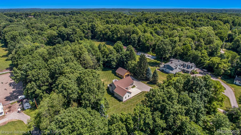 9647 Hadley Road Clarkston, MI 48348 - Photo 26 of 31