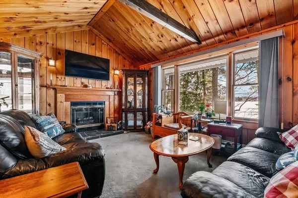 $1,445,000 | 210 South Shore Road, New Durham, NH 03855