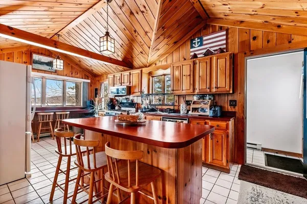 $1,445,000 | 210 South Shore Road, New Durham, NH 03855