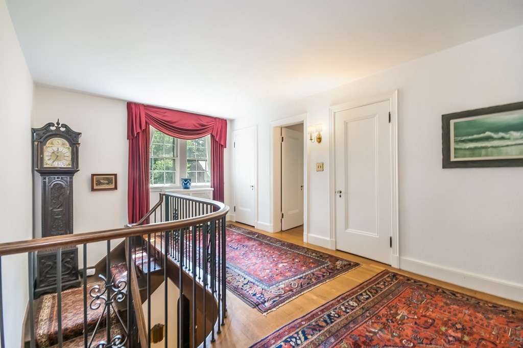 154 Colony Road Longmeadow, MA 01106 - Photo 13 of 29 Gallery Image 13