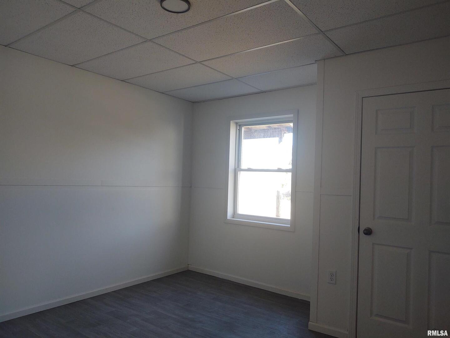 425 Pioneer Lane Vienna, IL 62995 - Photo 10 of 52