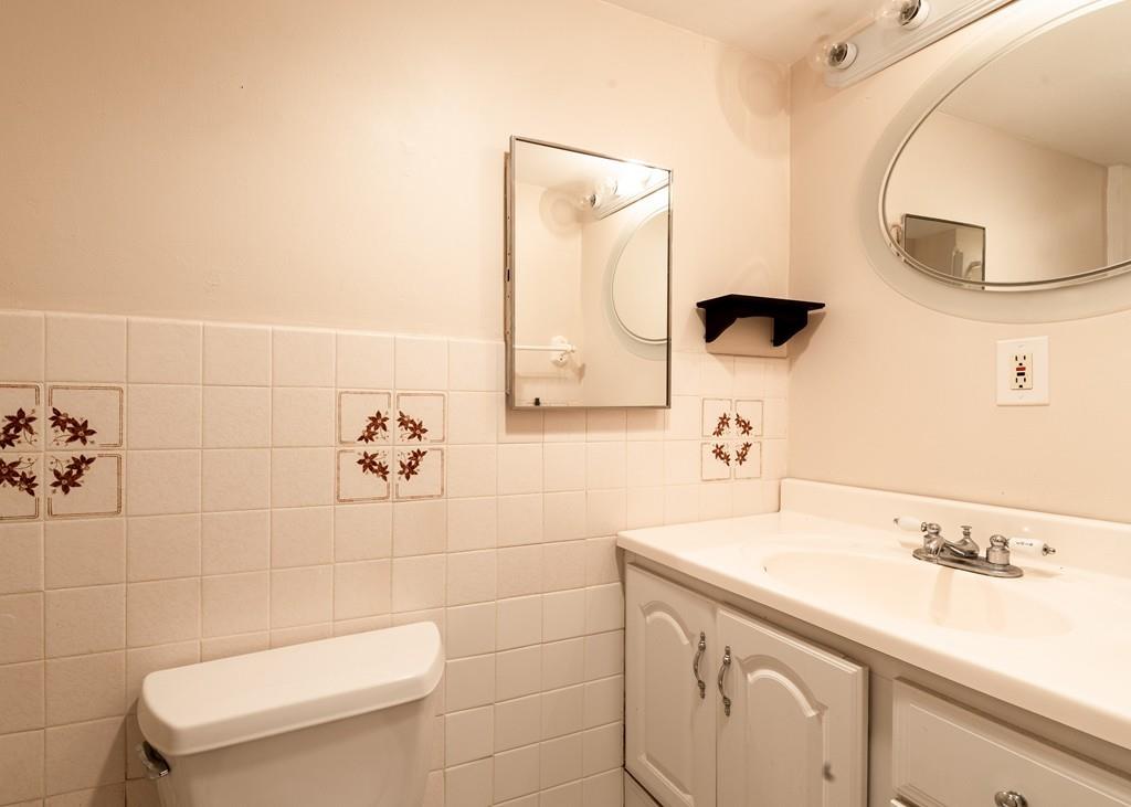 906 Salem Road Dracut, MA 01826 - Photo 20 of 22 Gallery Image 20