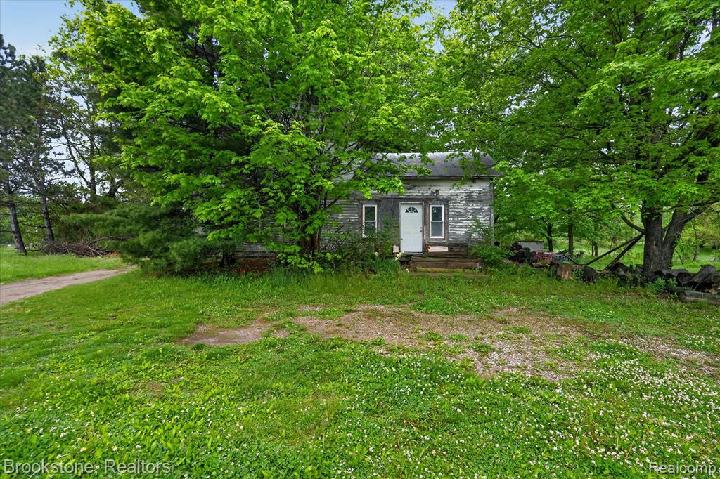 4658 East Territorial Road Pleasant Lake, MI 49272 - Photo 4 of 18