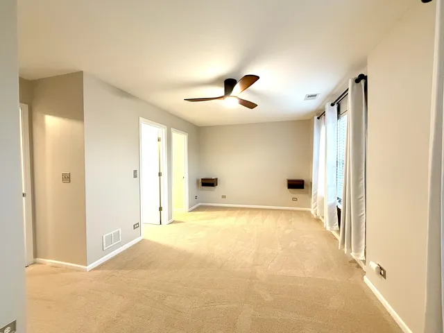 $2,200 | 643 Holiday Lane, Hainesville, IL 60073