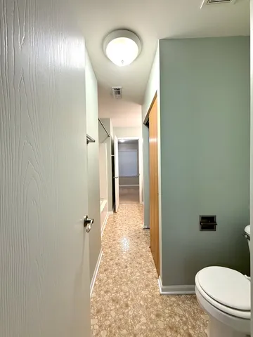 $2,200 | 643 Holiday Lane, Hainesville, IL 60073