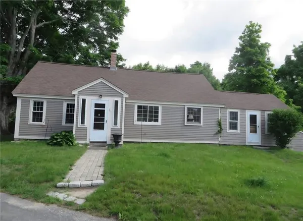 $2,100 | 143 Cooper Road, Glocester, RI 02814