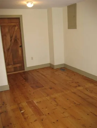 $2,100 | 143 Cooper Road, Glocester, RI 02814