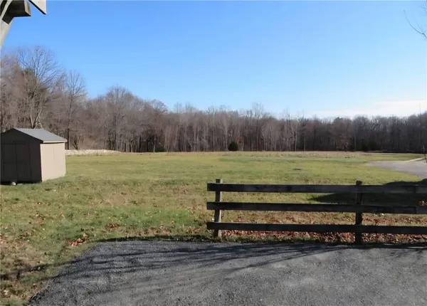 $2,100 | 143 Cooper Road, Glocester, RI 02814
