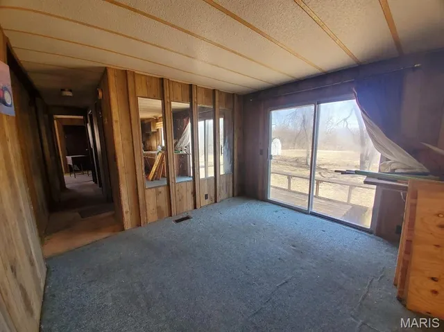 $325,000 | 1100 North 5th Street, La Grange, MO 63448