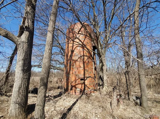 $325,000 | 1100 North 5th Street, La Grange, MO 63448