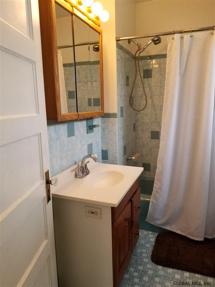 73 Osborne Road Colonie, NY 12205 - Photo 22 of 28 Photo 22