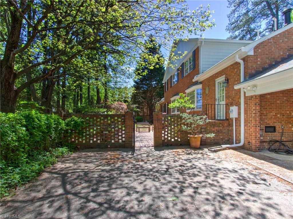 716 Kemp Road West Greensboro, NC 27410 - Photo 28 of 30